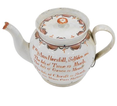 Lot 632 - An early 19thC pearlware teapot, decorated...