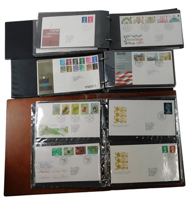 Lot 887 - A quantity of first day covers, three albums.