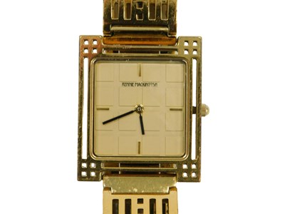 Lot 95 - A Charles Rennie Mackintosh gentleman's gold...