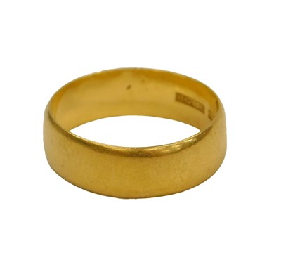 Lot 408 - A 22ct gold wedding band, size M½, 4.6g.