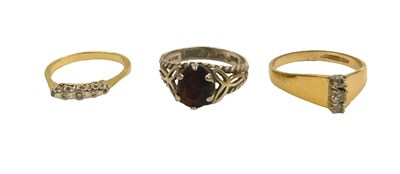 Lot 405 - A diamond five stone ring, two diamonds...