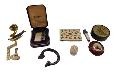 Lot 974 - A collection of items to include cigar...