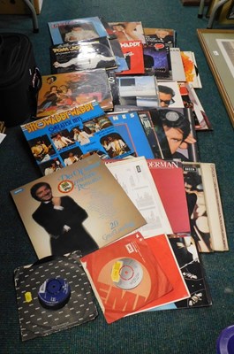 Lot 2074A - A quantity of singles and LPs, to include Tom...
