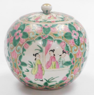 Lot 83 - A 20thC Japanese porcelain famille rose jar...