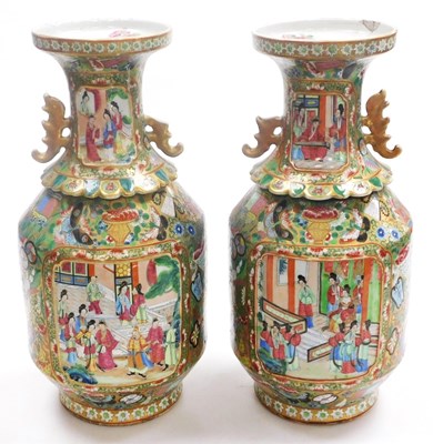 Lot 71 - A pair of 19thC Cantonese famille rose...