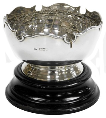 Lot 101 - A Victorian silver rose bowl, with a metal...