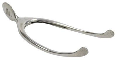 Lot 113 - A pair of Edward VII silver wishbone sugar...