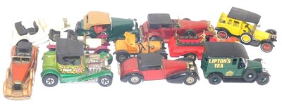 Lot 143 - A group of Matchbox diecast vintage motor cars,...