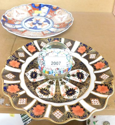 Lot 2007 - A Royal Crown Derby Imari pattern plate, with...