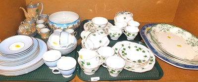 Lot 2022 - A Colclough Ivy Leaf pattern part tea service,...