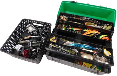 Lot 436 - Assorted fishing reels, including an Abu...