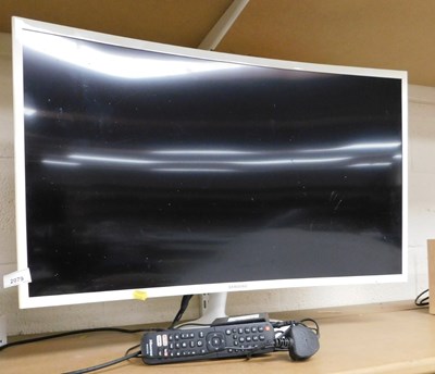Lot 2079 - A Samsung 32" television, with a curved screen,...