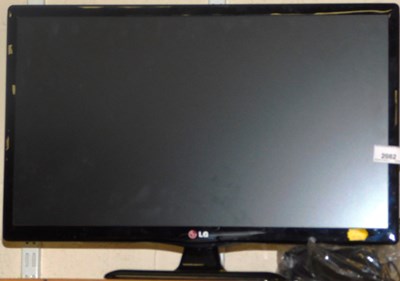 Lot 2082 - An LG 21" television, model number 22MT44D,...