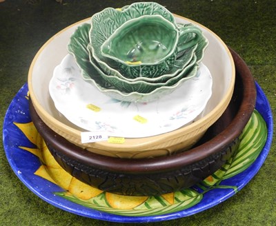 Lot 2128 - Various ceramics, together with a charger...
