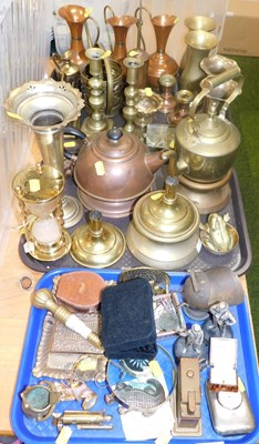 Lot 2151 - Various trinkets, to include a DeVere Belton...