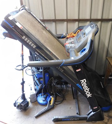 Lot 1040 - A Reebok 1 series GT60 treadmill.