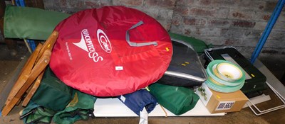 Lot 1047 - Camping related items, to include a Gelert...
