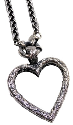 Lot 582 - An Ermani Bulatti necklace, with engraved...