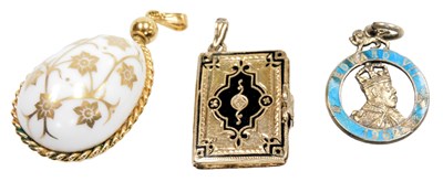 Lot 573 - A Victorian niello and seed pearl set book...