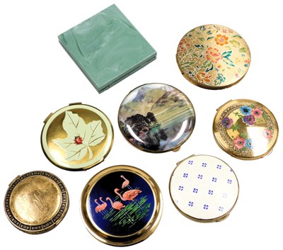 Lot 694 - Eight Stratton and other compacts.