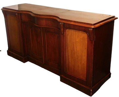 Lot 675 - A Victorian mahogany serpentine topped...