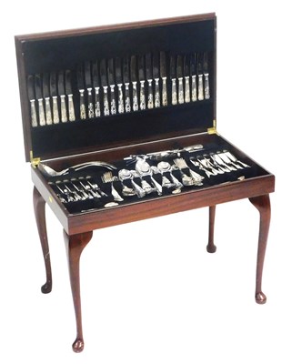 Lot 818 - A canteen of silver plated King's pattern...