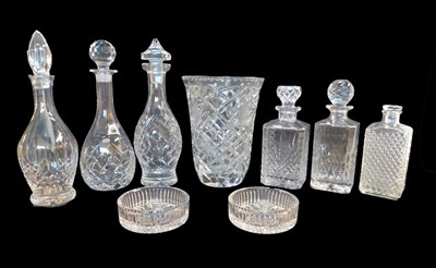 Lot 120 - A group of glassware, to include a pair of...