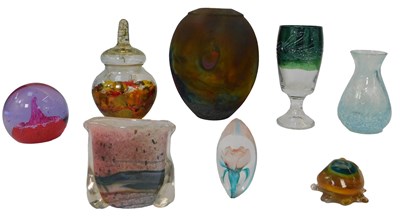 Lot 149 - A group of studio and other glassware, to...