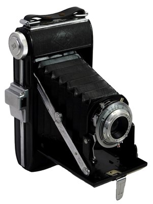 Lot 158 - An Agfa Billy I folding camera.