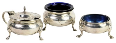 Lot 459 - A George V silver open salt, together with a...