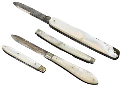 Lot 495 - An Edward VII silver and mother of pearl...