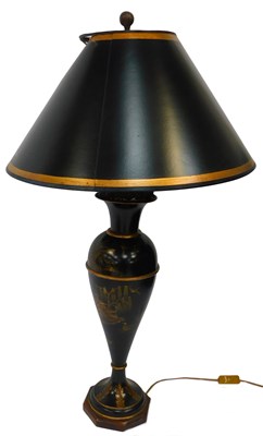 Lot 529 - A 20thC chinoisserie toleware table lamp, of...