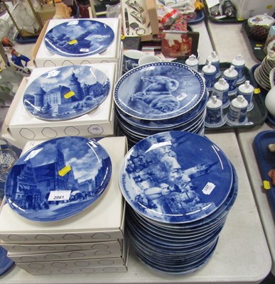 Lot 2061 - A large selection of collector's plates,...
