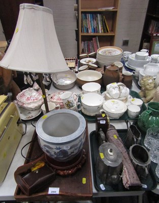 Lot 2069 - Mixed ceramics, including large Oriental style...