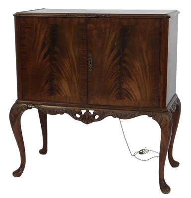 Lot 734 - A mid 20thC mahogany and flame mahogany drinks...