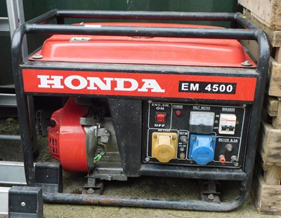 Lot 1126 - A Honda EM4500 generator.