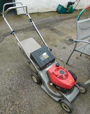 Lot 1131 - A Honda HR173 petrol lawn mower.