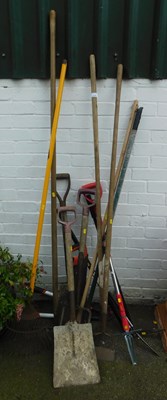 Lot 1138 - Garden tools, including rakes, hoes, spades,...
