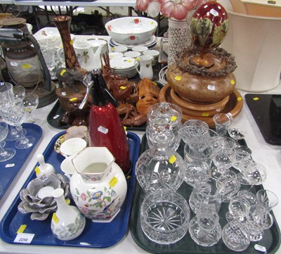 Lot 2250 - A selection of wooden or treen items,...