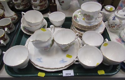 Lot 2034 - A Royal Vale porcelain part tea service,...
