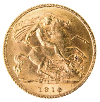 Lot 314 - A George V gold half sovereign 1914, 4.0g.