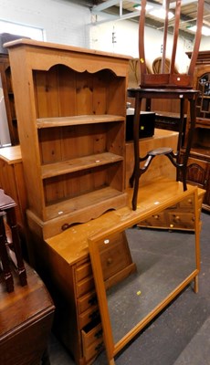 Lot 1528 - A group of furniture, to include a late 20thC...