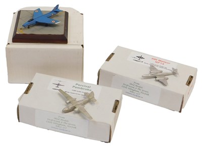 Lot 151 - Scale models by The One True Scale aircraft,...