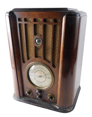 Lot 280 - A Pilot vintage valve radio, in walnut case...