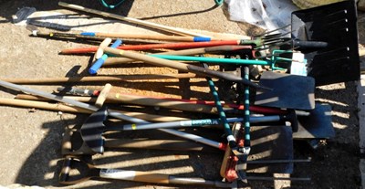 Lot 1668 - Various garden tools, to include spades, forks,...