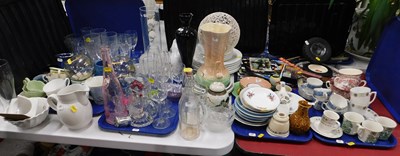 Lot 2176 - General household effects, to include drinking...