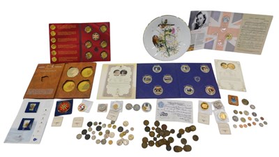 Lot 411 - A quantity of commemorative coins, to include...