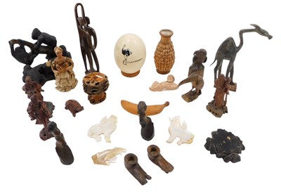 Lot 657 - Miscellaneous wooden items, etc., to include...