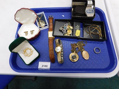 Lot 2189 - A quantity of costume jewellery, etc., to...