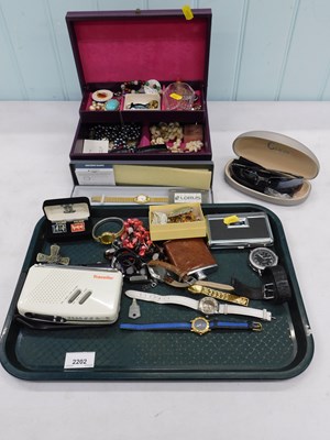 Lot 2202 - A quantity of costume jewellery, to include...